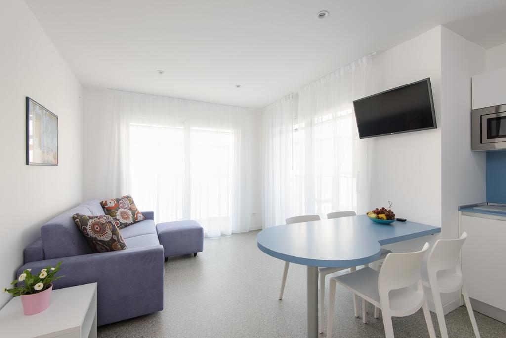 Residenza Edda Lägenhet Lignano Sabbiadoro Exteriör bild