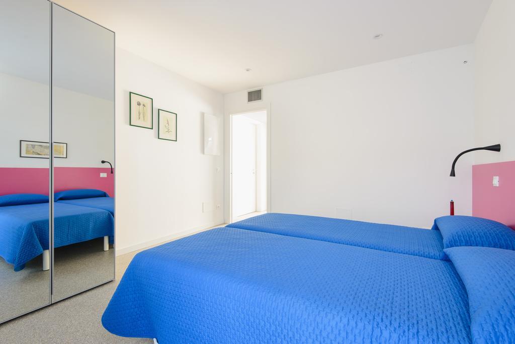 Residenza Edda Lägenhet Lignano Sabbiadoro Rum bild