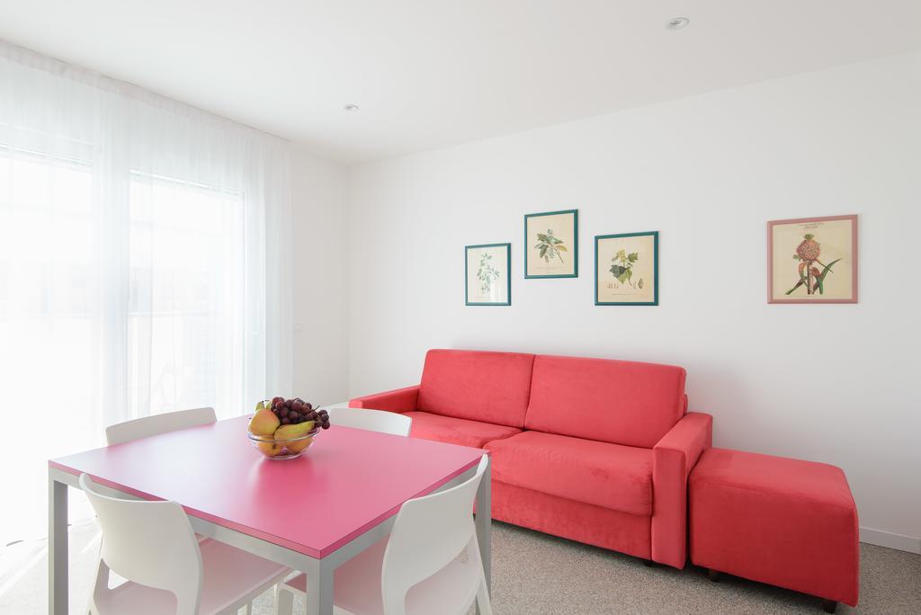 Residenza Edda Lägenhet Lignano Sabbiadoro Rum bild