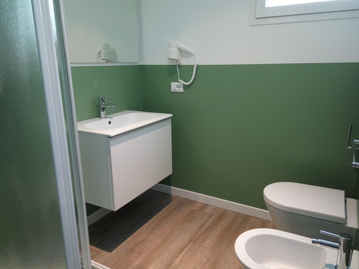 Residenza Edda Lägenhet Lignano Sabbiadoro Exteriör bild